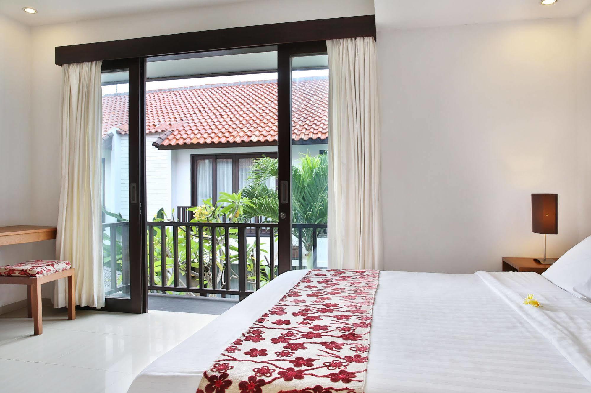 אפרטהוטל Seminyak Townhouse מראה חיצוני תמונה