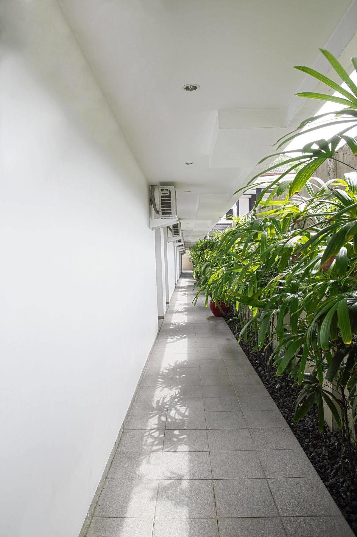 אפרטהוטל Seminyak Townhouse מראה חיצוני תמונה