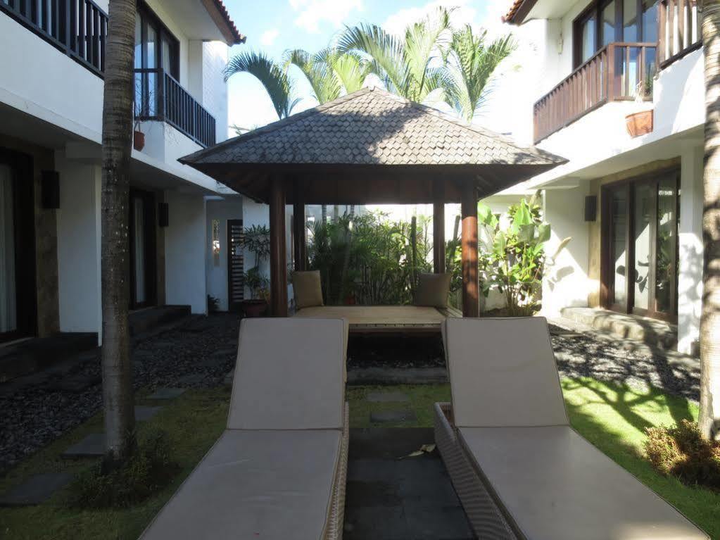 אפרטהוטל Seminyak Townhouse מראה חיצוני תמונה